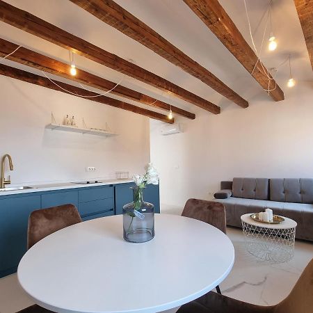 As Deluxe Apartments Пиран Екстериор снимка