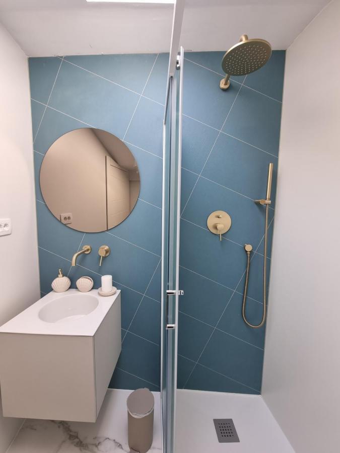 As Deluxe Apartments Пиран Екстериор снимка
