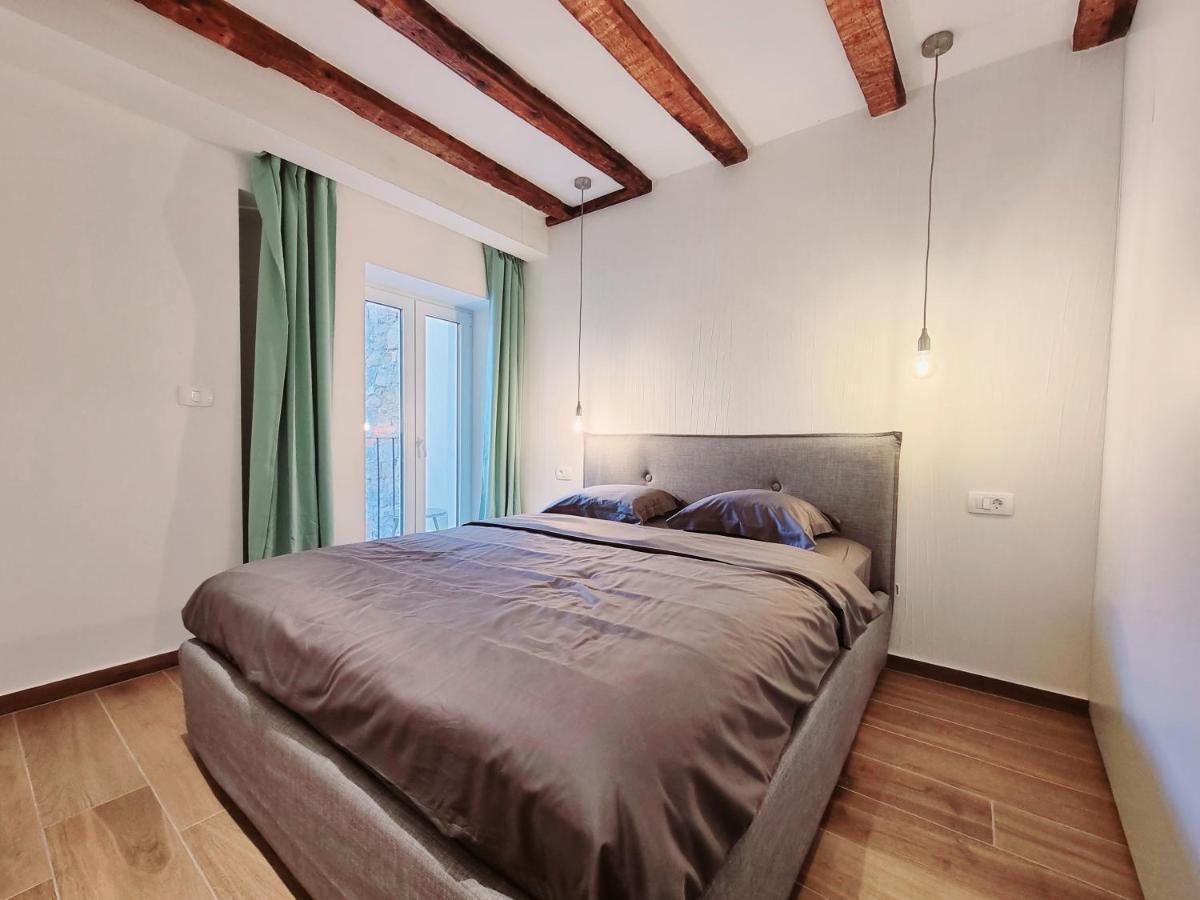 As Deluxe Apartments Пиран Екстериор снимка