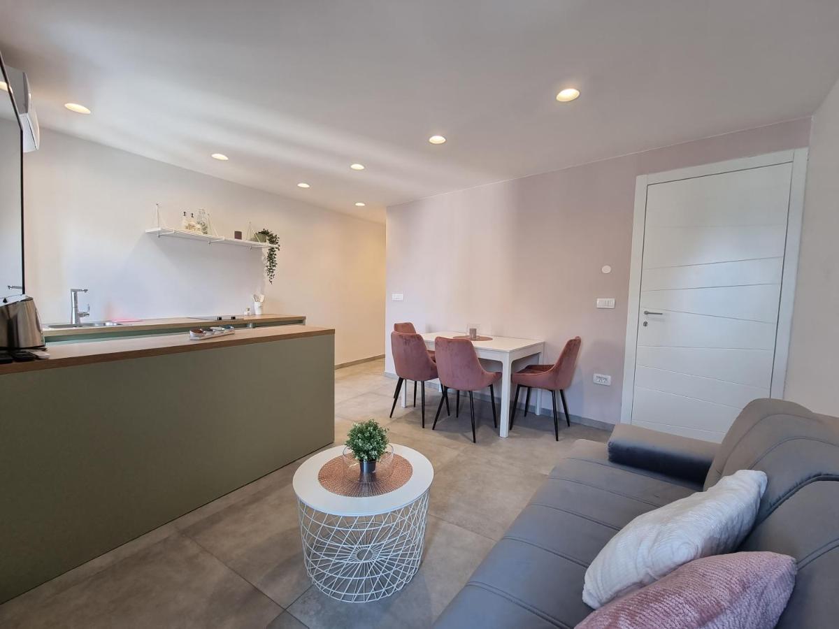 As Deluxe Apartments Пиран Екстериор снимка