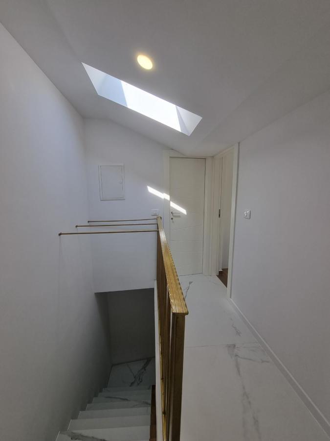 As Deluxe Apartments Пиран Екстериор снимка