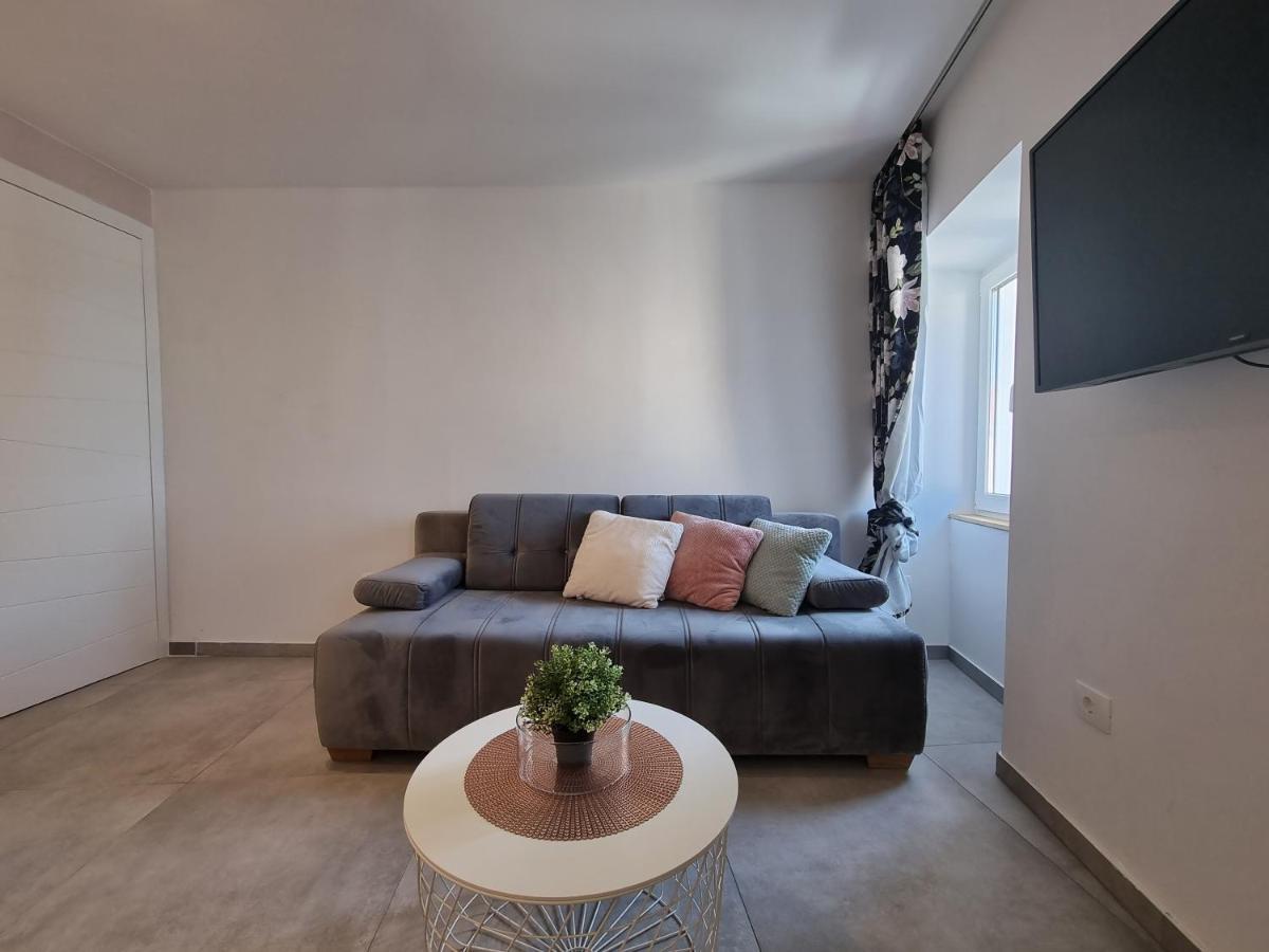As Deluxe Apartments Пиран Екстериор снимка