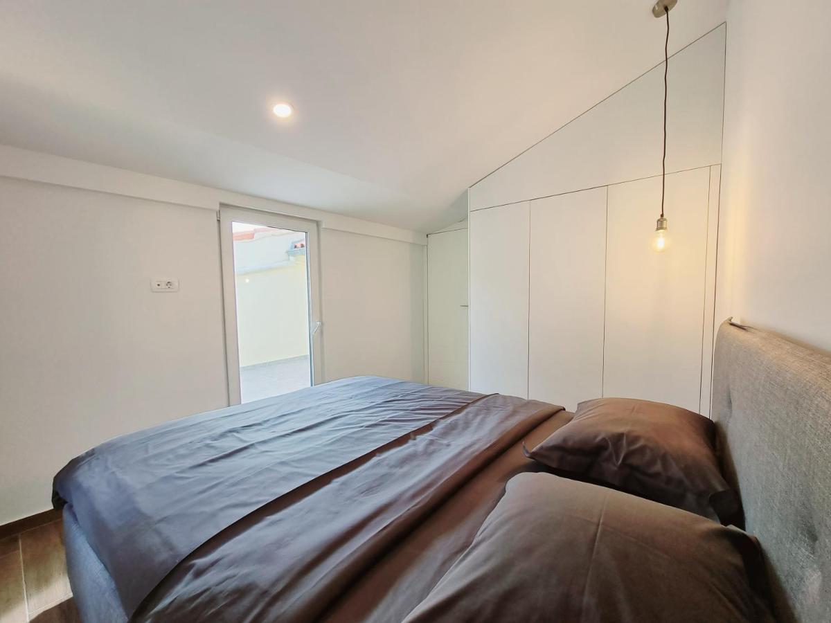 As Deluxe Apartments Пиран Екстериор снимка